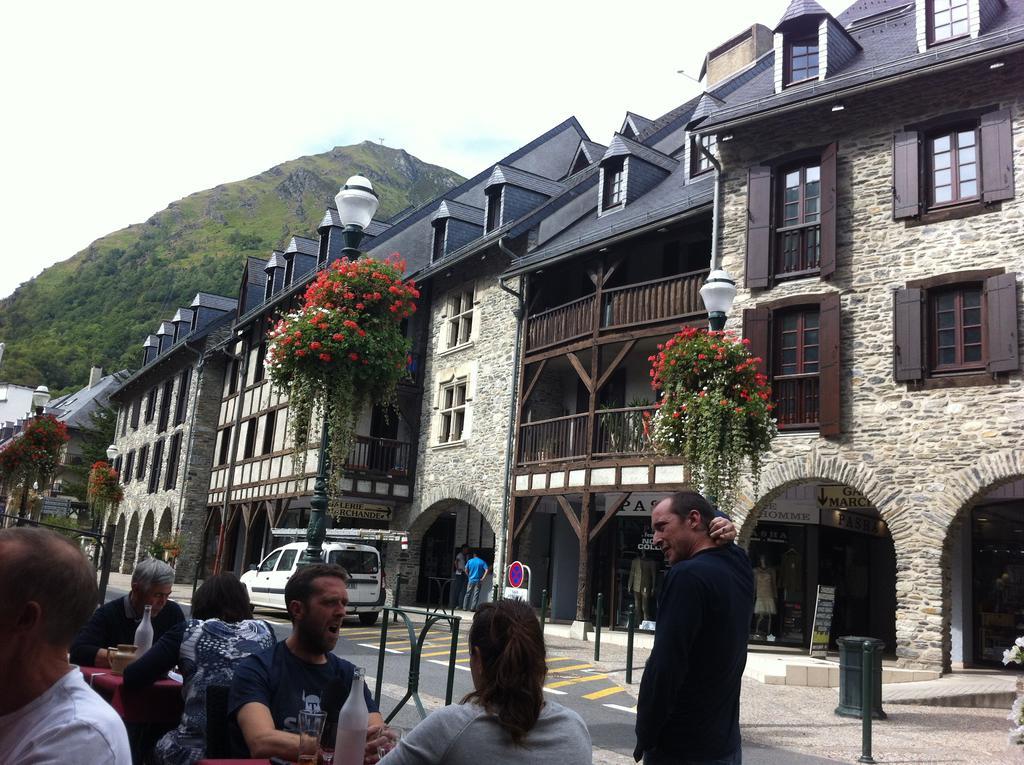 Gites Au Chant Des Marmites Saint-Lary-Soulan Buitenkant foto